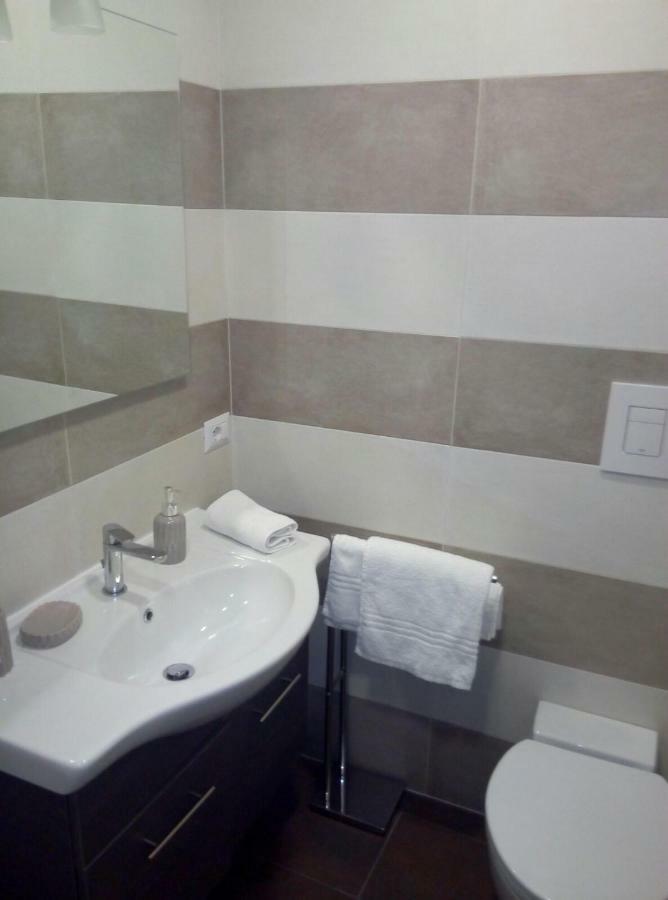 Gradoni Di Chiaia Twenty Three Bed & Breakfast Napoli Exterior foto