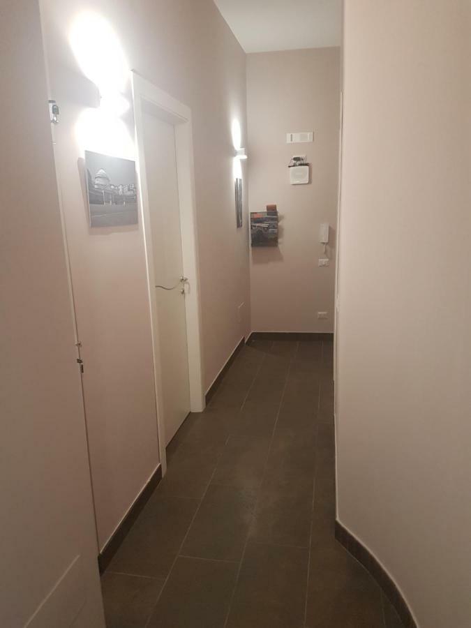 Gradoni Di Chiaia Twenty Three Bed & Breakfast Napoli Exterior foto