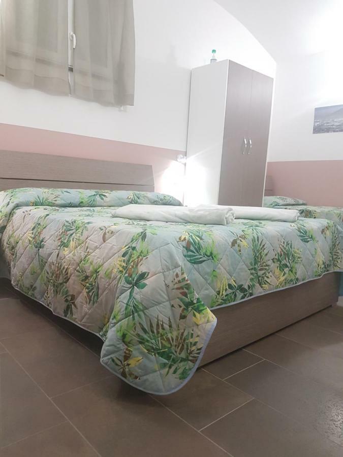 Gradoni Di Chiaia Twenty Three Bed & Breakfast Napoli Exterior foto