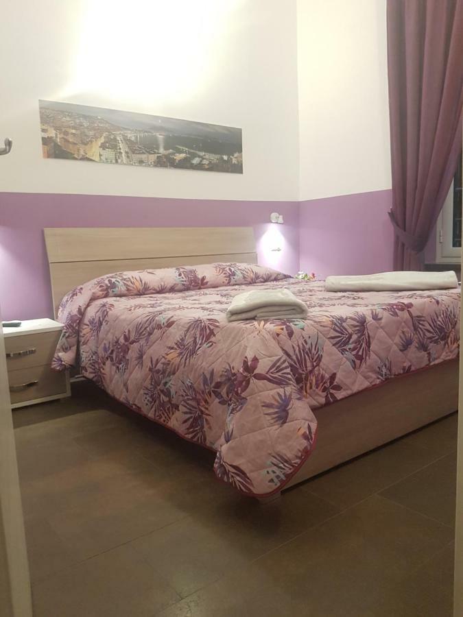 Gradoni Di Chiaia Twenty Three Bed & Breakfast Napoli Exterior foto