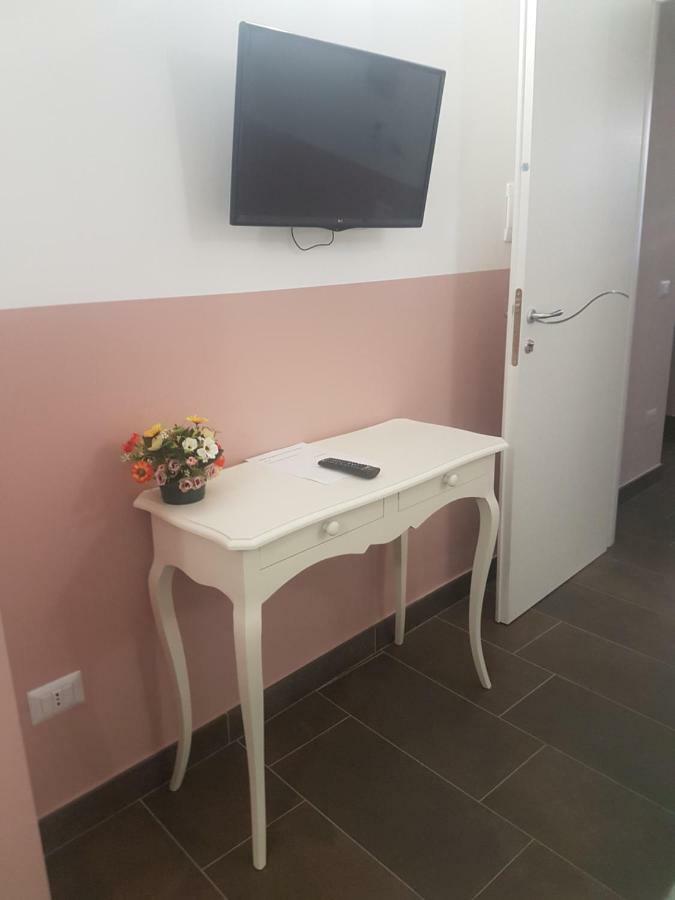 Gradoni Di Chiaia Twenty Three Bed & Breakfast Napoli Exterior foto