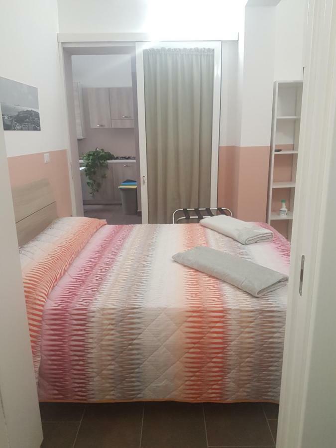 Gradoni Di Chiaia Twenty Three Bed & Breakfast Napoli Exterior foto